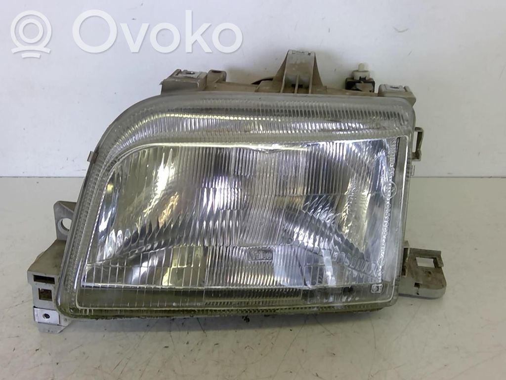 Renault Clio I Headlight/headlamp 