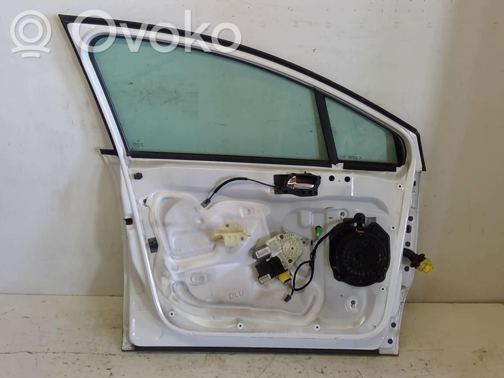 Citroen C4 I Front door 