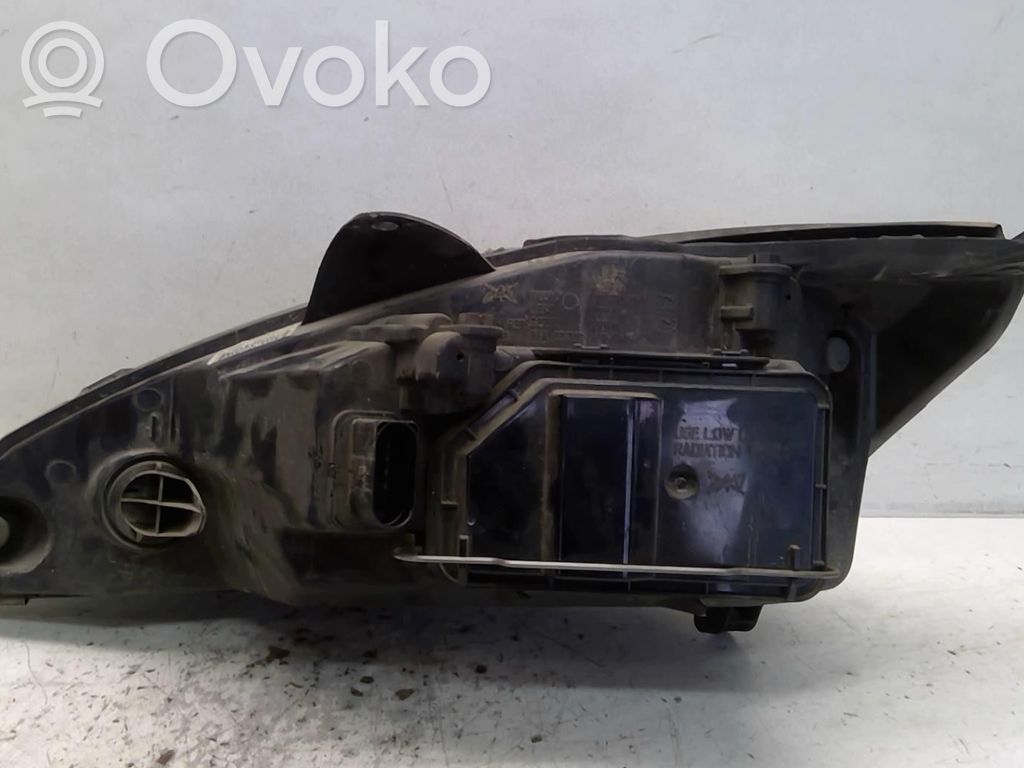 Headlight/headlamp   1343653