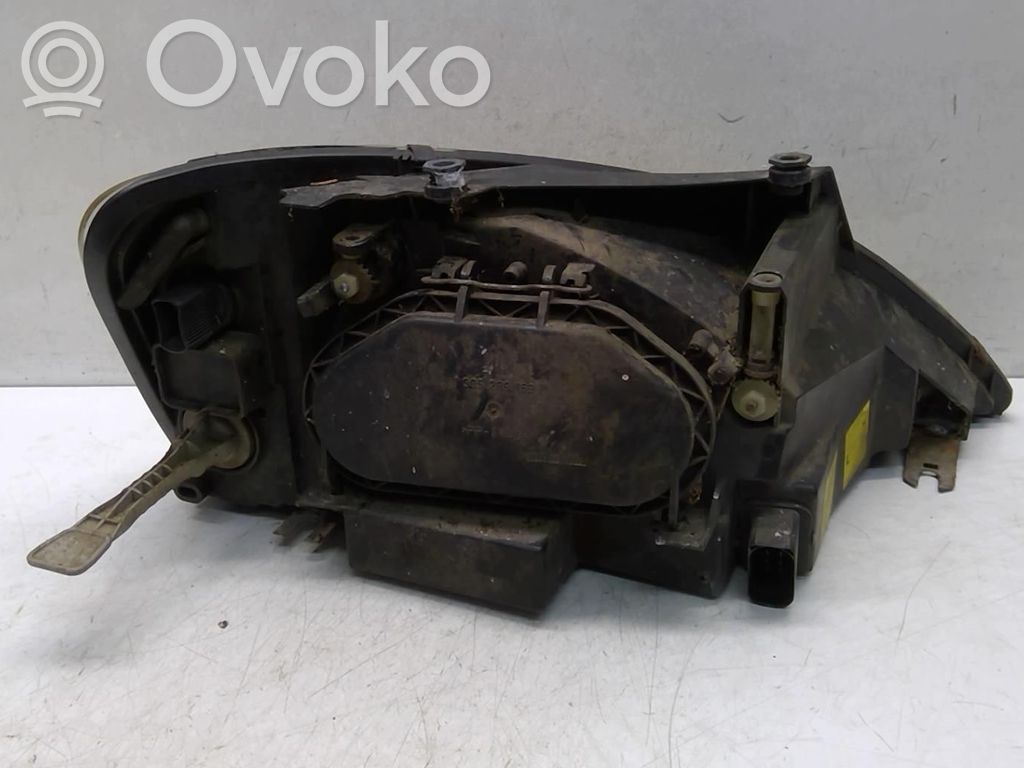 Ford Galaxy Phare frontale 