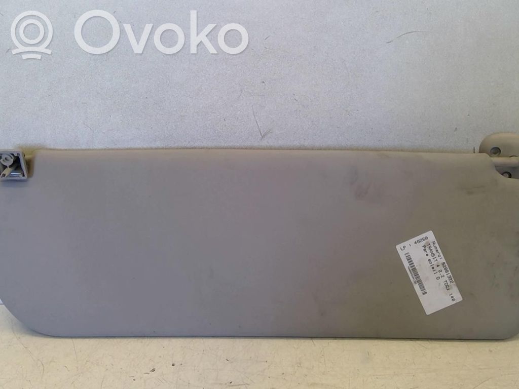 Sun visor   1752958