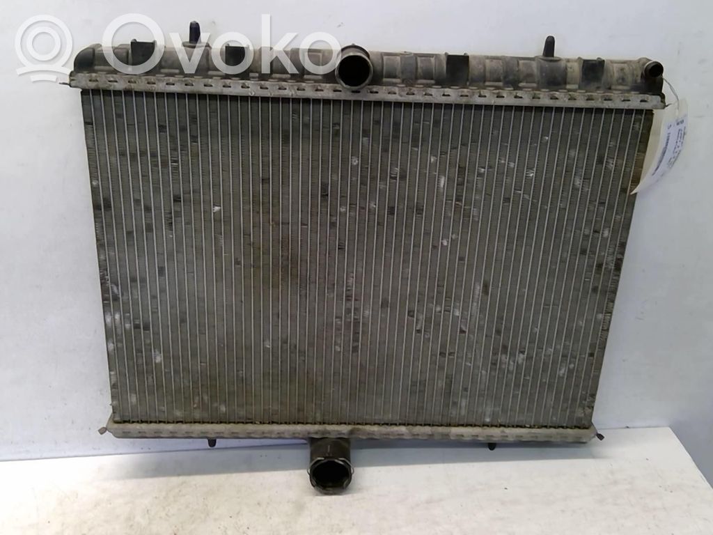 Aušinimo skysčio radiatorius   1330Q7,63621A