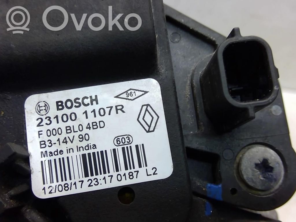 Renault Clio IV Generator/alternator 