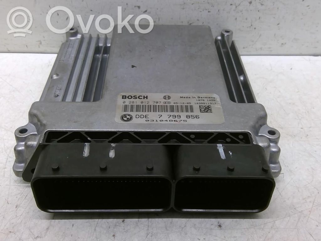 BMW 5 E60 E61 Variklio valdymo blokas 