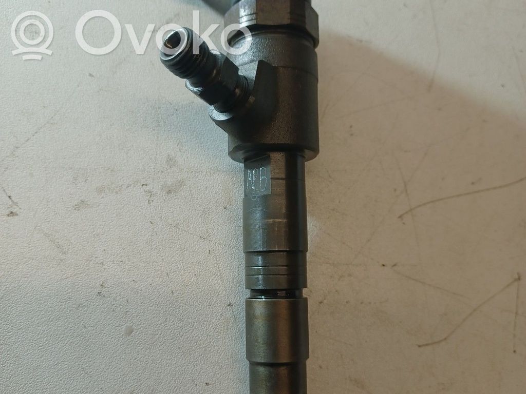Inyector de combustible   00001980EJ