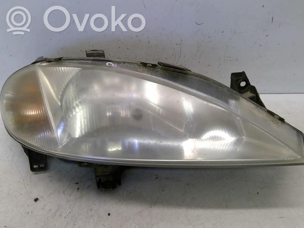 Renault Megane I Lampa przednia 