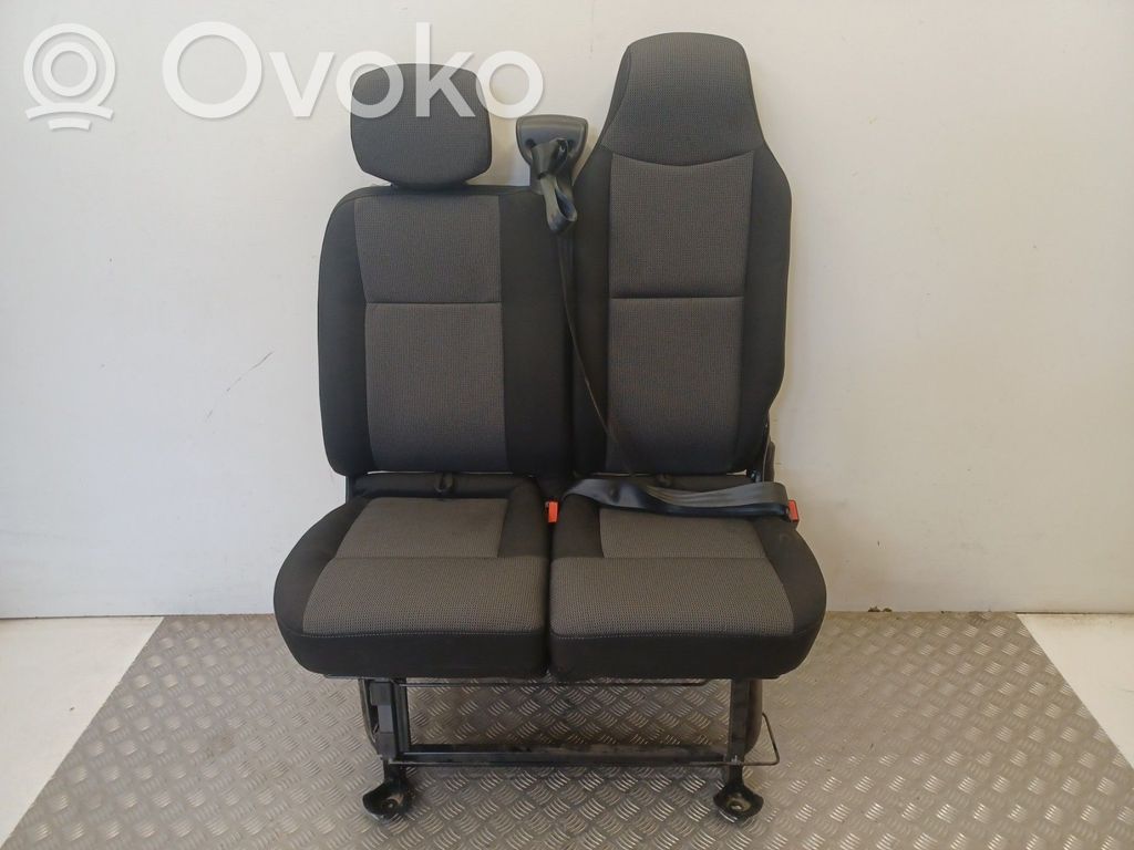 Renault Master III Siège avant (banquette double) 