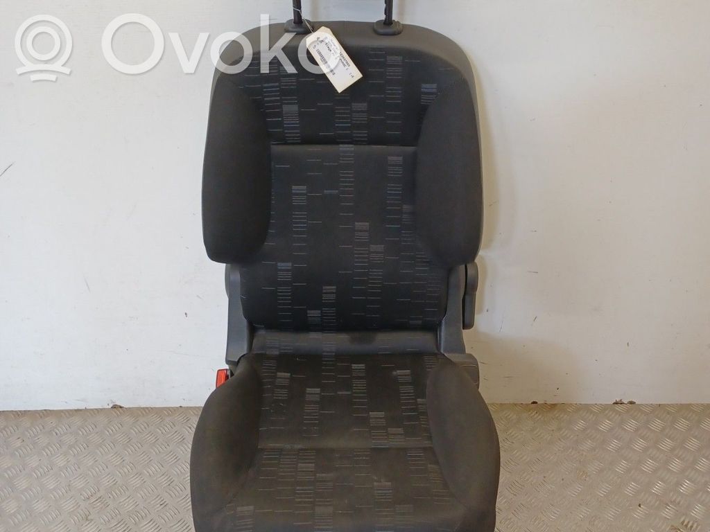Citroen Berlingo Kuljettajan istuin 