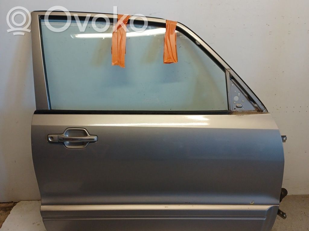 Mitsubishi Pajero Puerta delantera 