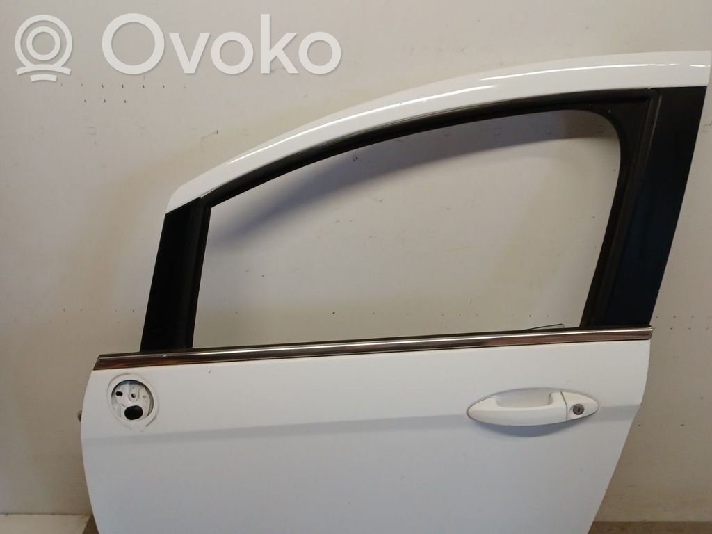 Etuovi   1752759