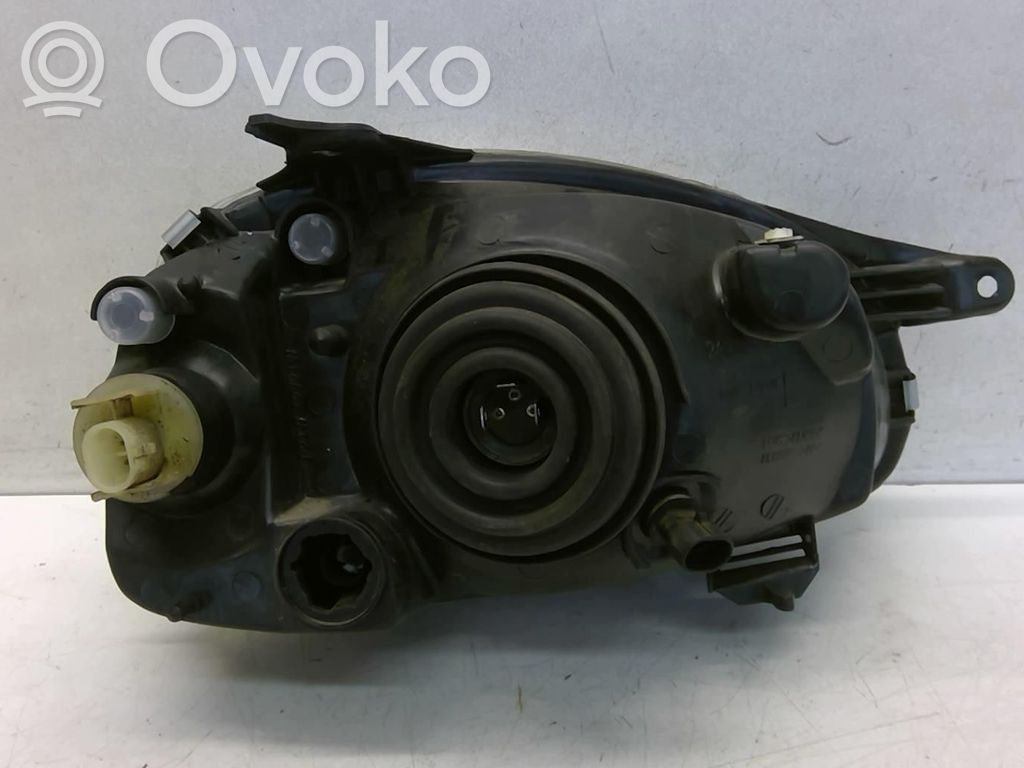 Opel Corsa B Far 