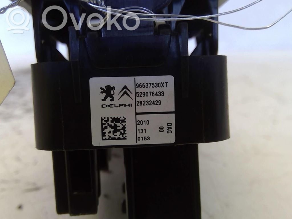 Electric window control switch   98012283XT