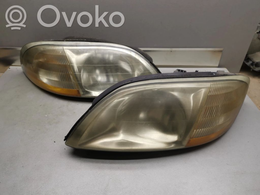 Headlights/headlamps set