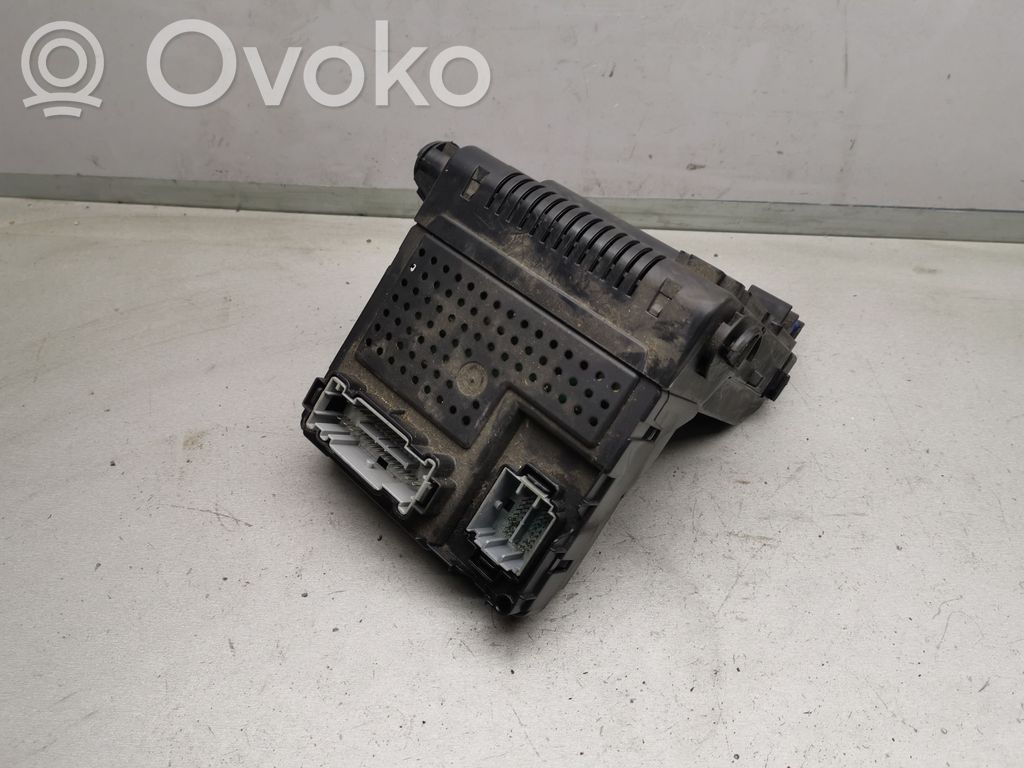 Volvo XC90 Module de fusibles 