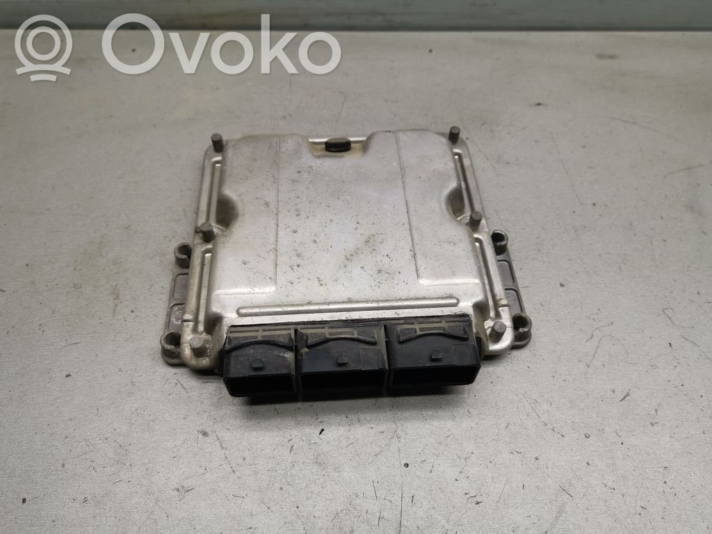 Engine control unit/module   0281010784,8200091432