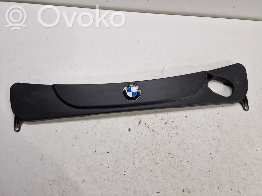 BMW 5 E60 E61 Engine cover (trim) 
