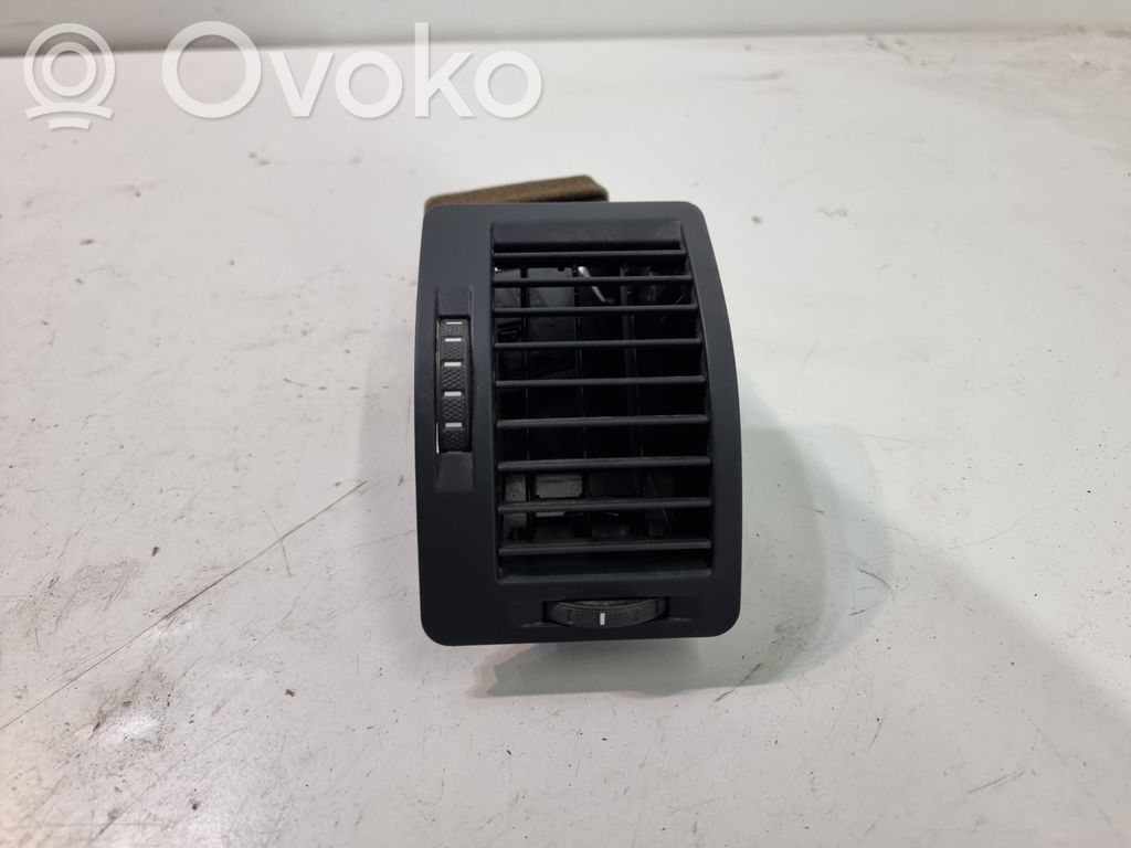 Skoda Octavia Mk2 (1Z) Šoninės oro grotelės 