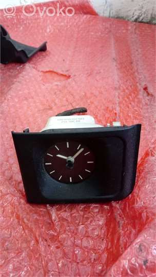 Clock   90306467