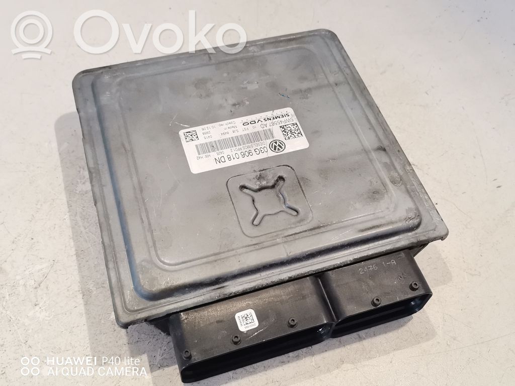 Audi A3 S3 A3 Sportback 8P Engine control unit/module 