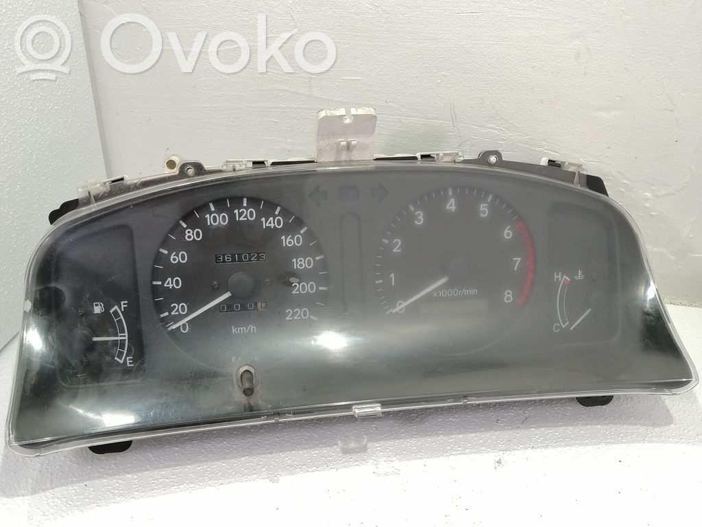 Toyota Corolla E110 Geschwindigkeitsmesser Cockpit 