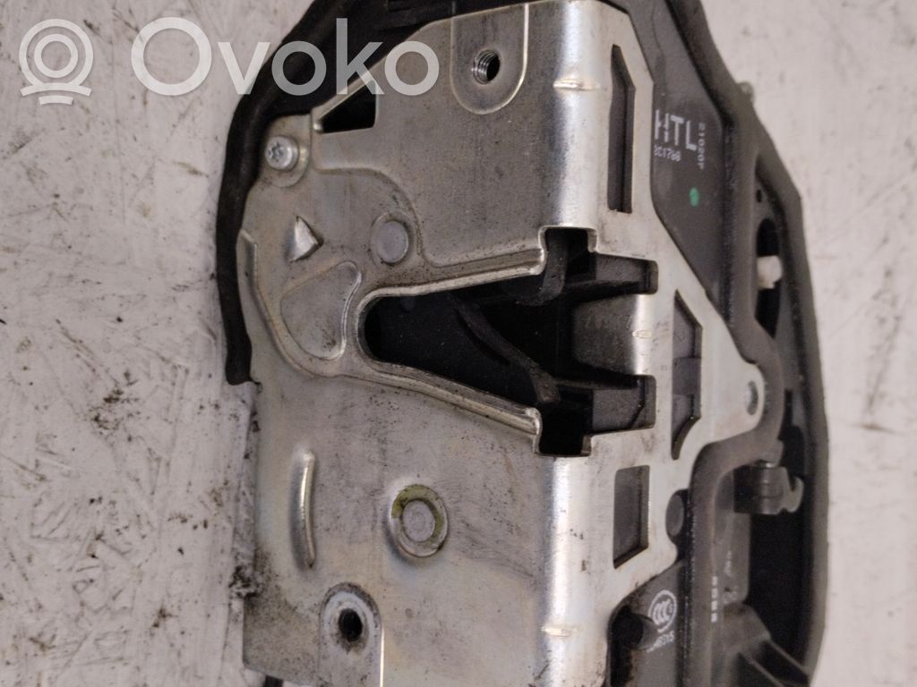 Rear door lock   7060295,210207