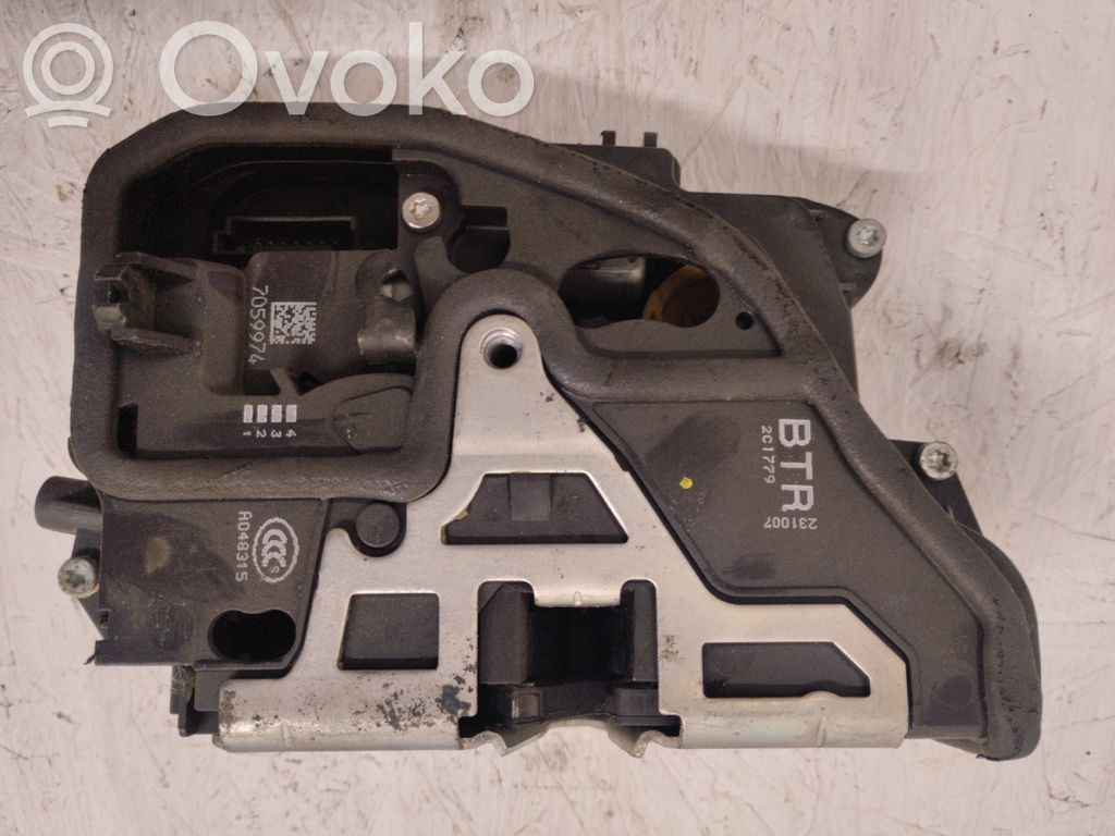 Front door lock   7059974,231007,A048315