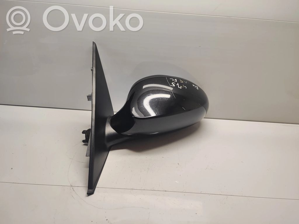 Front door electric wing mirror   010803