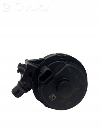 BMW 7 G70 Pompe à eau de liquide de refroidissement 