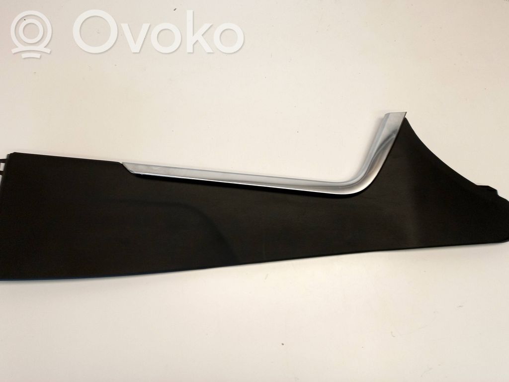 Centre console side trim front   LX73045M11A