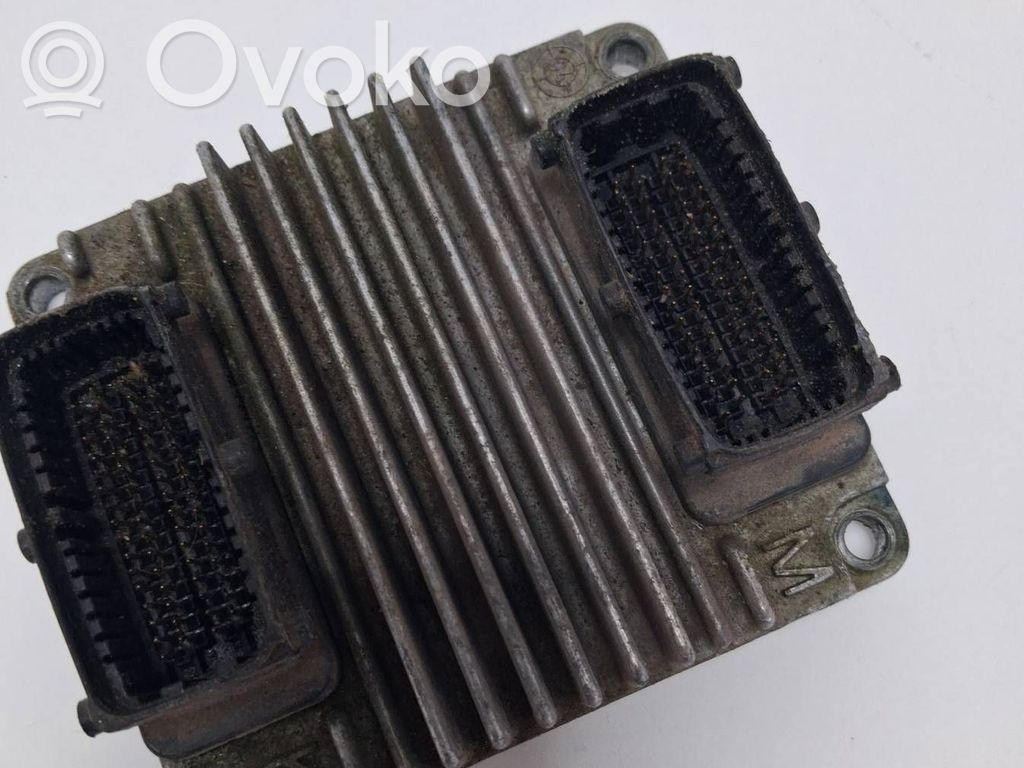 Opel Combo C Engine control unit/module 