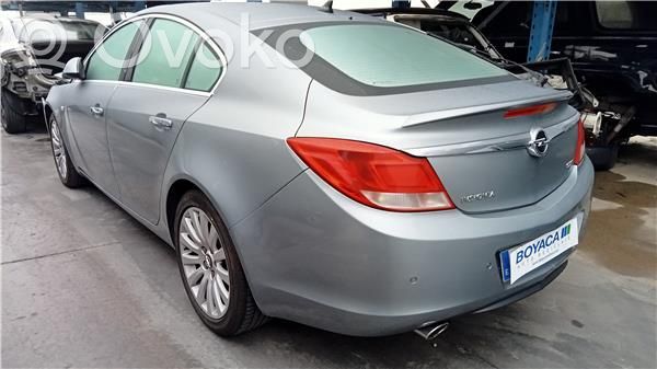 Opel Insignia A Puerta trasera 