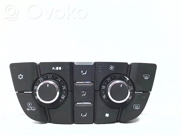 Opel Astra H Climate control unit 