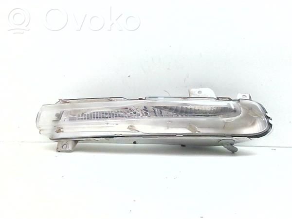 Etusumuvalo   31290580
