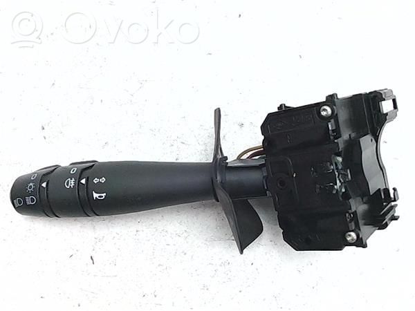 Dacia Duster Indicator stalk 