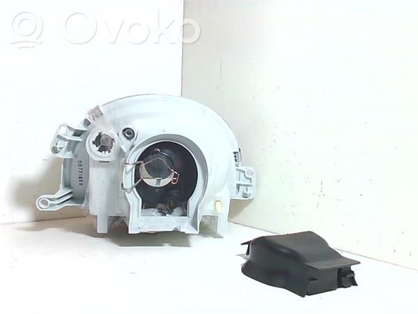 Scheinwerfer   11805003