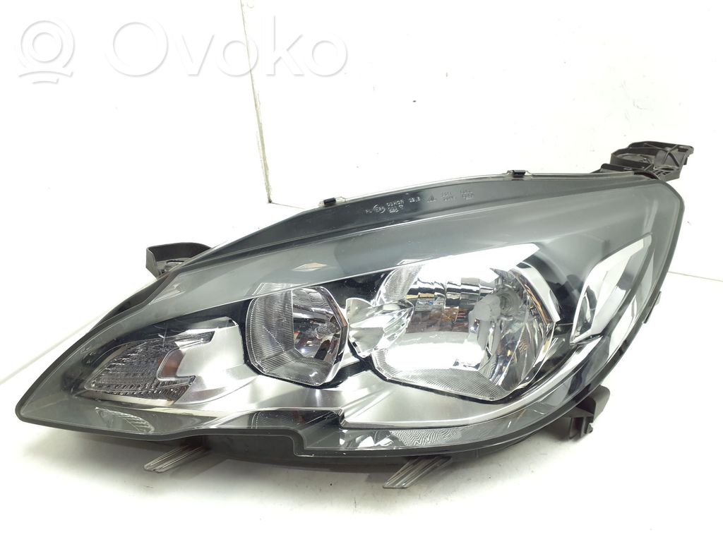 Peugeot 308 Phare frontale 