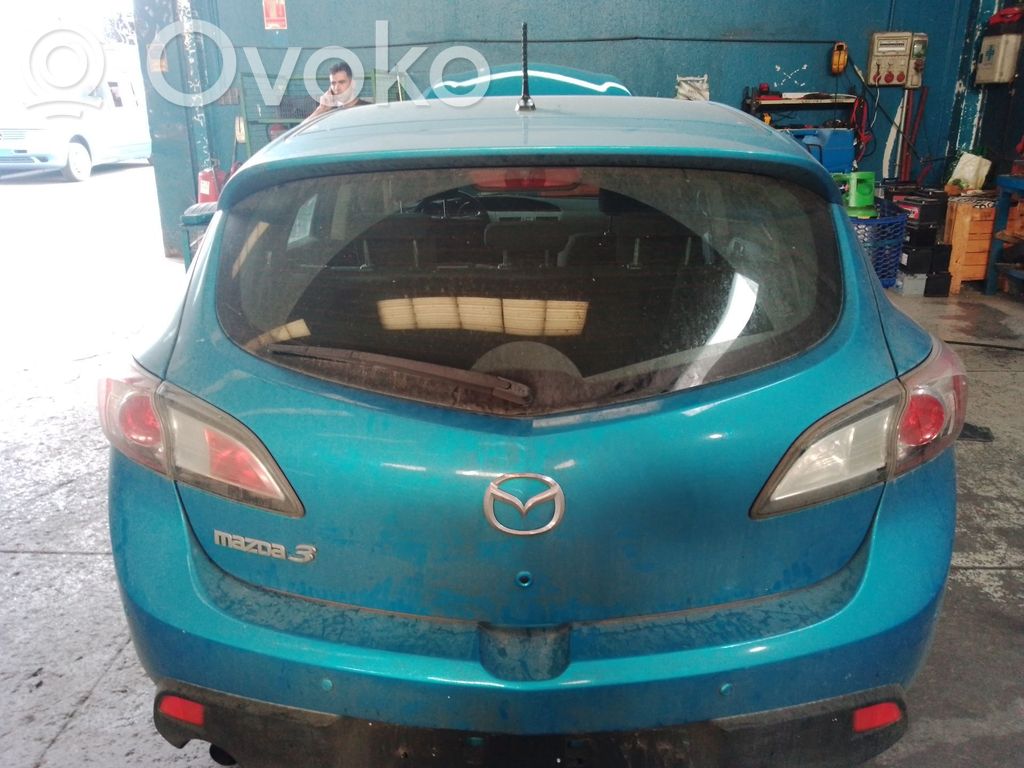 Mazda 3 II Couvercle de coffre 