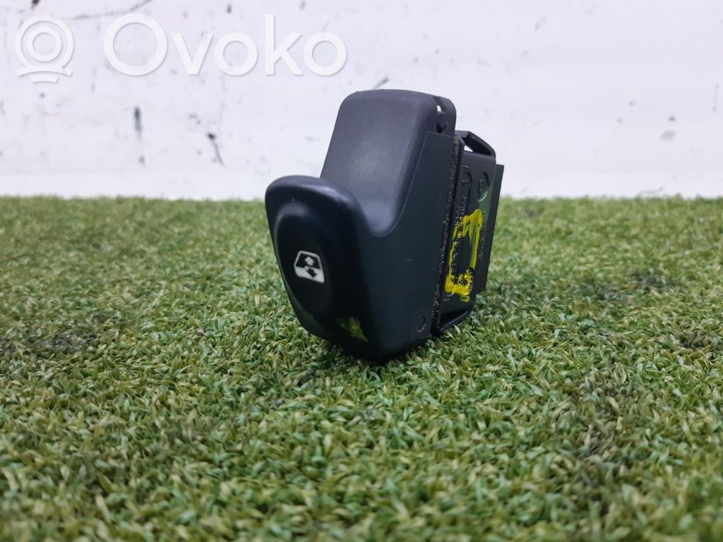 Electric window control switch   A5003A
