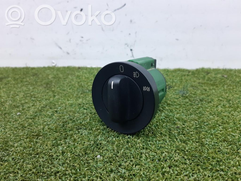 Valokatkaisija   6901342