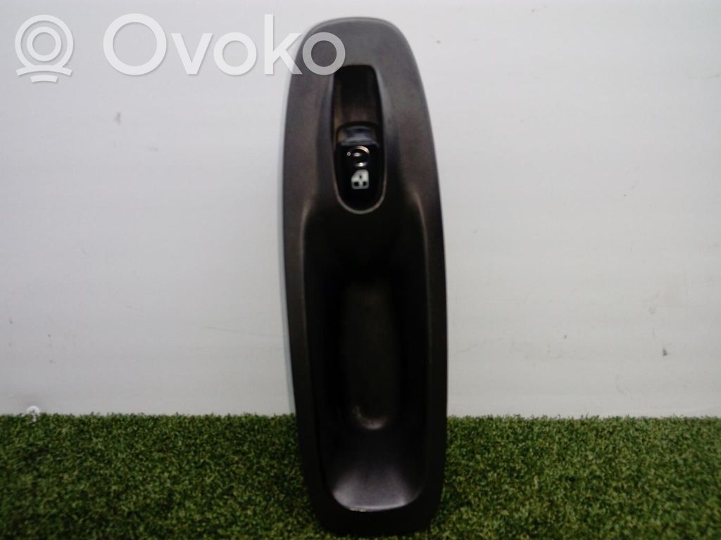 Electric window control switch   11206A