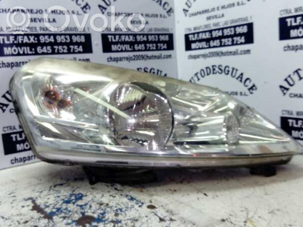 Scheinwerfer   1400455380