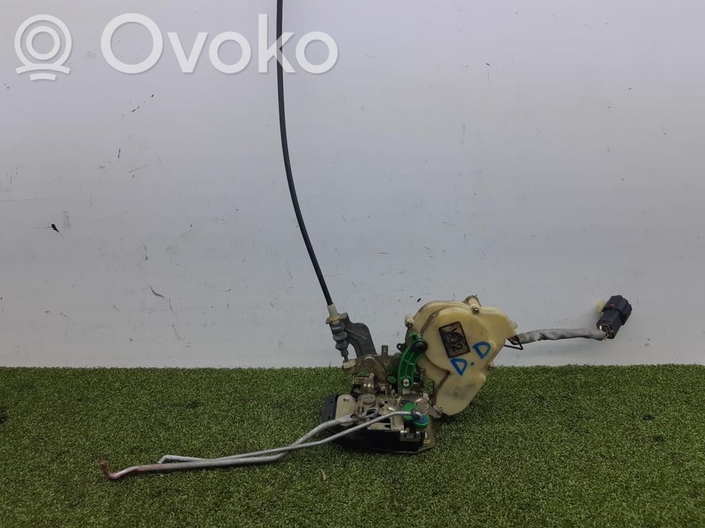 KIA Sorento Front door lock 