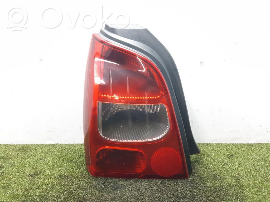 Renault Twingo II Galinis žibintas kėbule 