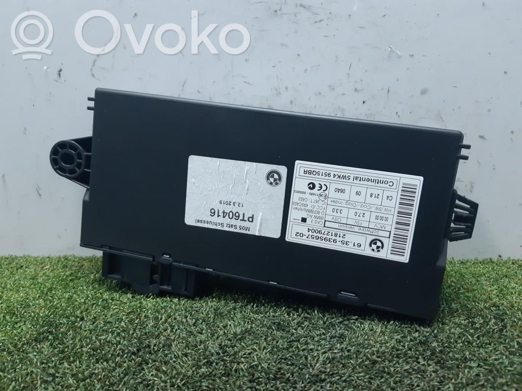 BMW 1 E81 E87 Engine control unit/module 