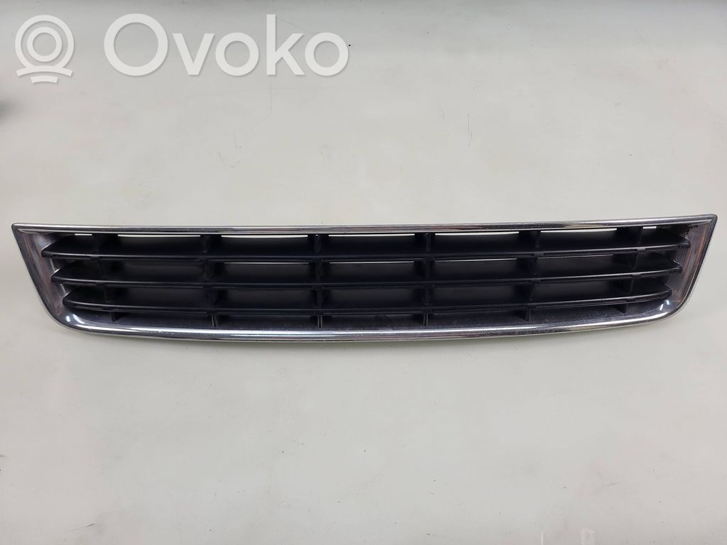 Audi A8 S8 D3 4E Front bumper lower grill 