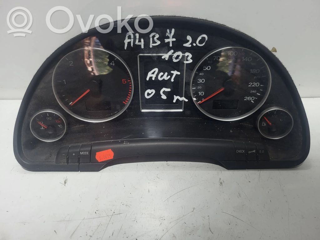 Audi A4 S4 B7 8E 8H Licznik / Prędkościomierz 