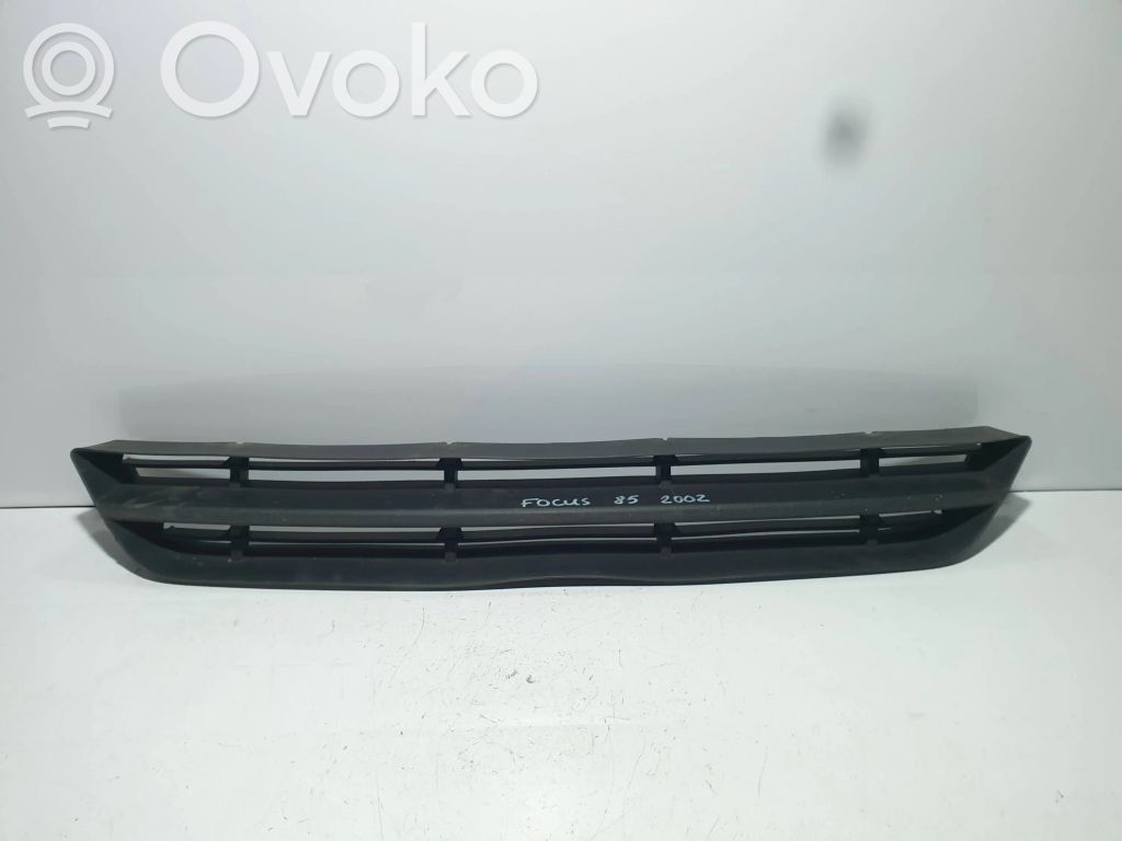 Ford Focus Kratka dolna zderzaka przedniego 