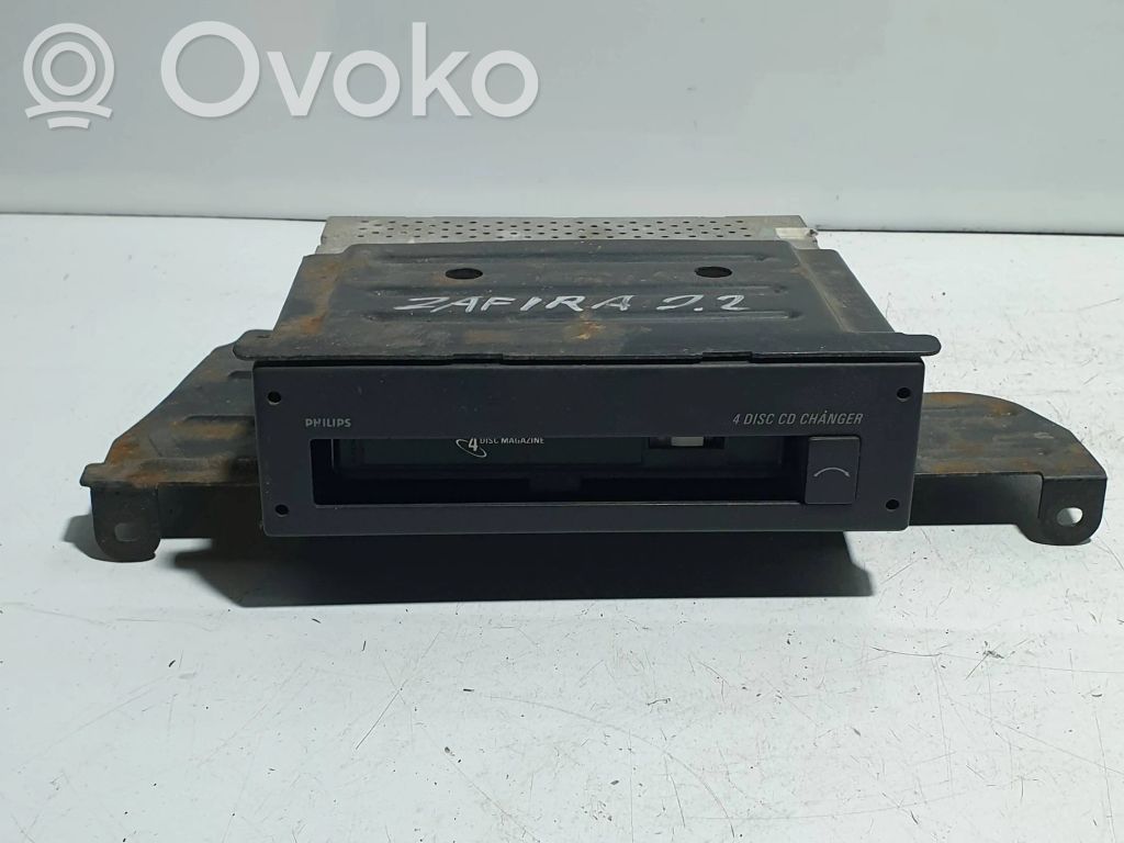 Opel Zafira A Unitate principală radio/CD/DVD/GPS 