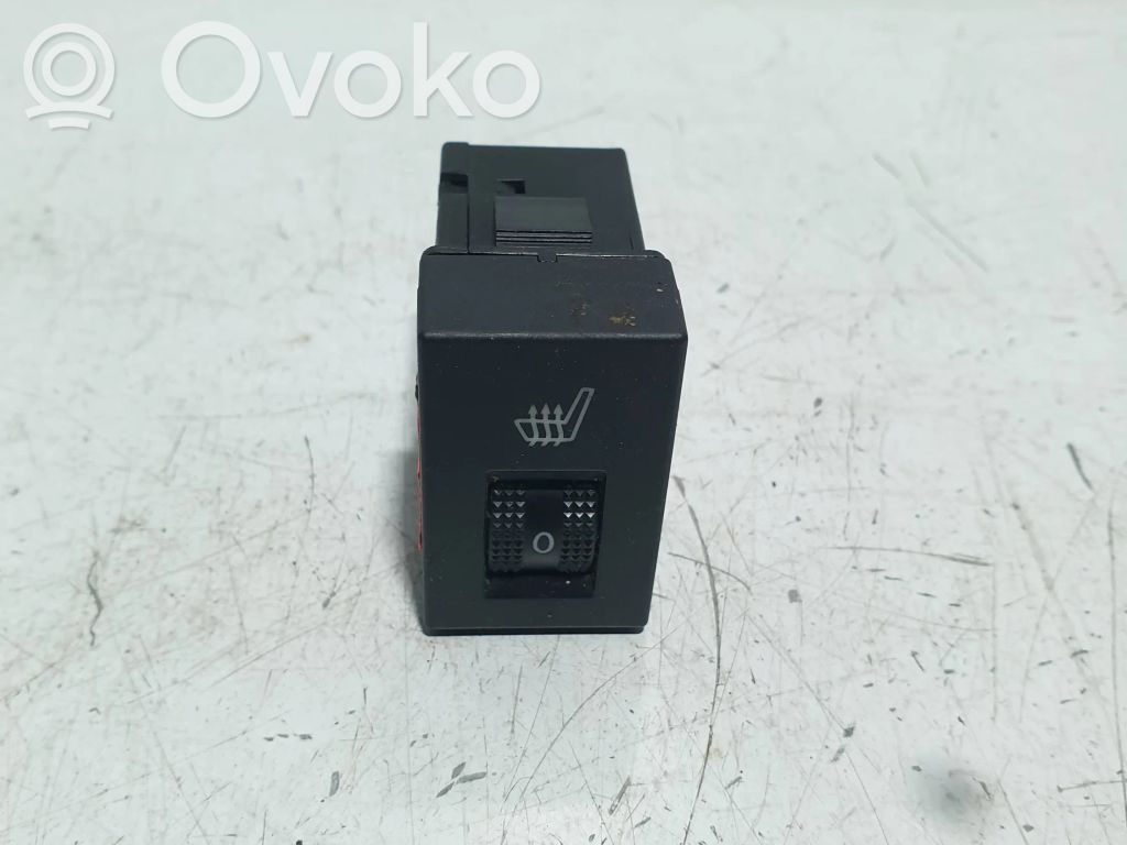 Seat heating switch   BBM266420A,10003887