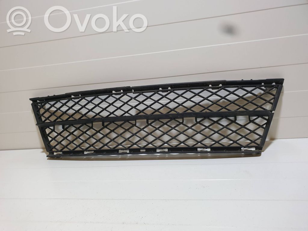Front bumper lower grill   51117178115,11460915